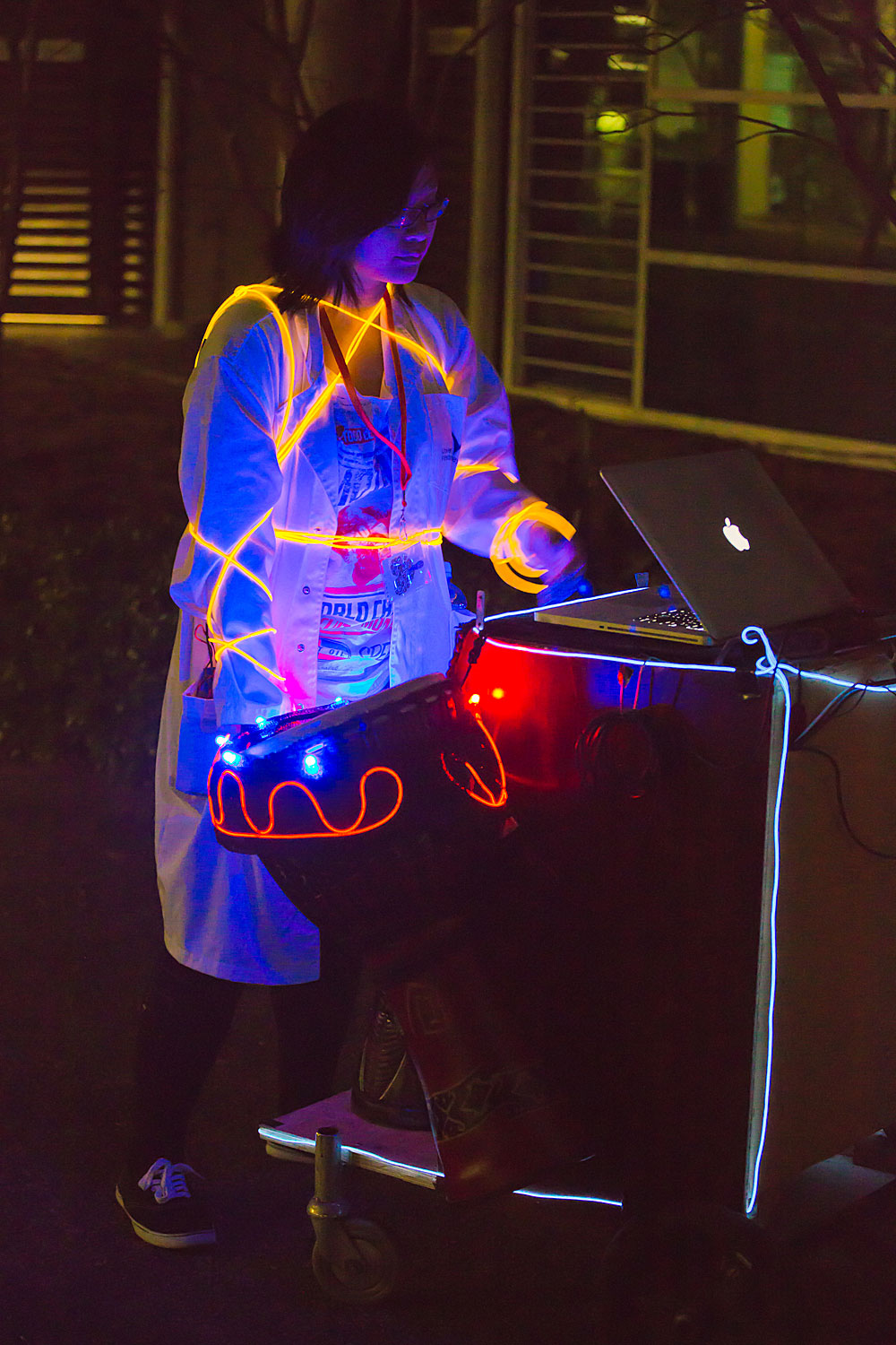 Amor Vee up in Lights